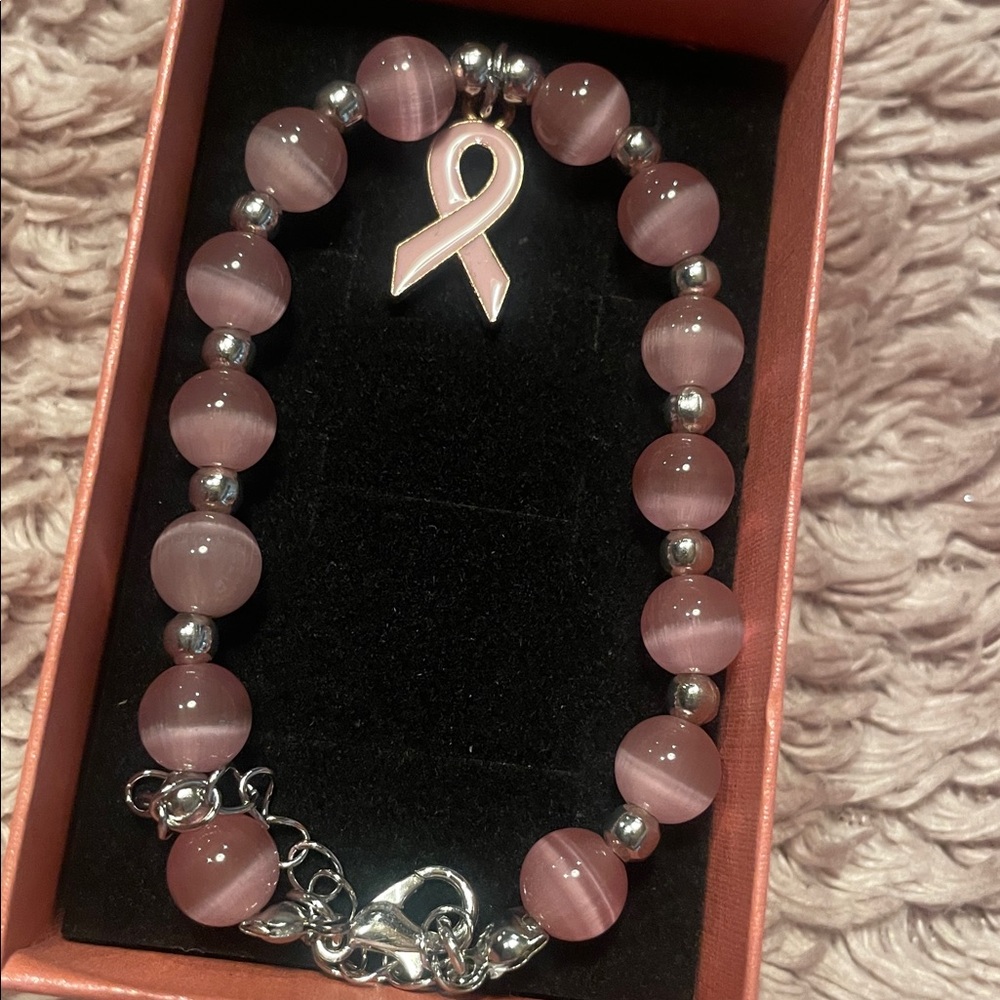 🔥4/$20 🌸NIB Breast Cancer Beaded Bracelet with Pink Ribbon - Picture 3 of 8